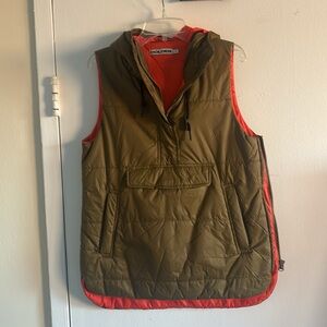 1 Holden side zip puffer vest - green EUC
